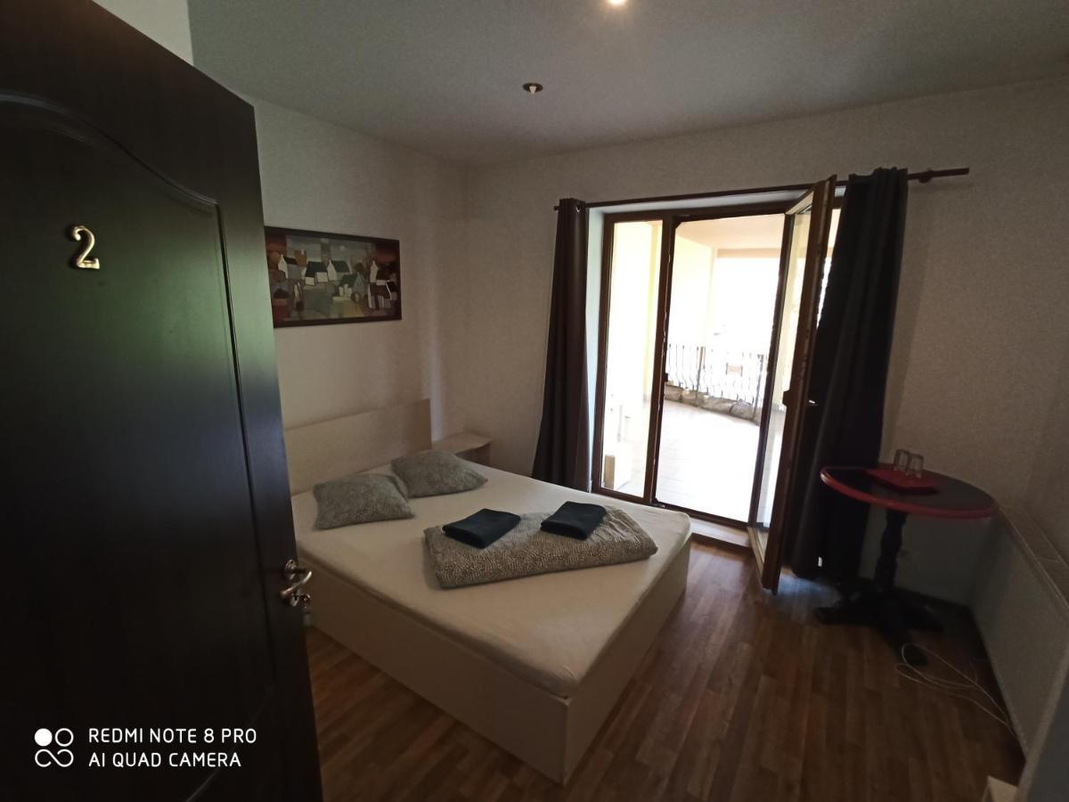 Quik Hotel บราชอฟ ภายนอก รูปภาพ
